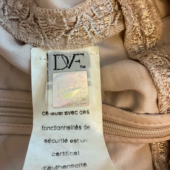 Diane von Furstenberg DVF Kinchu Lace Sheath Dress - Size 4 - Picture 10 of 13